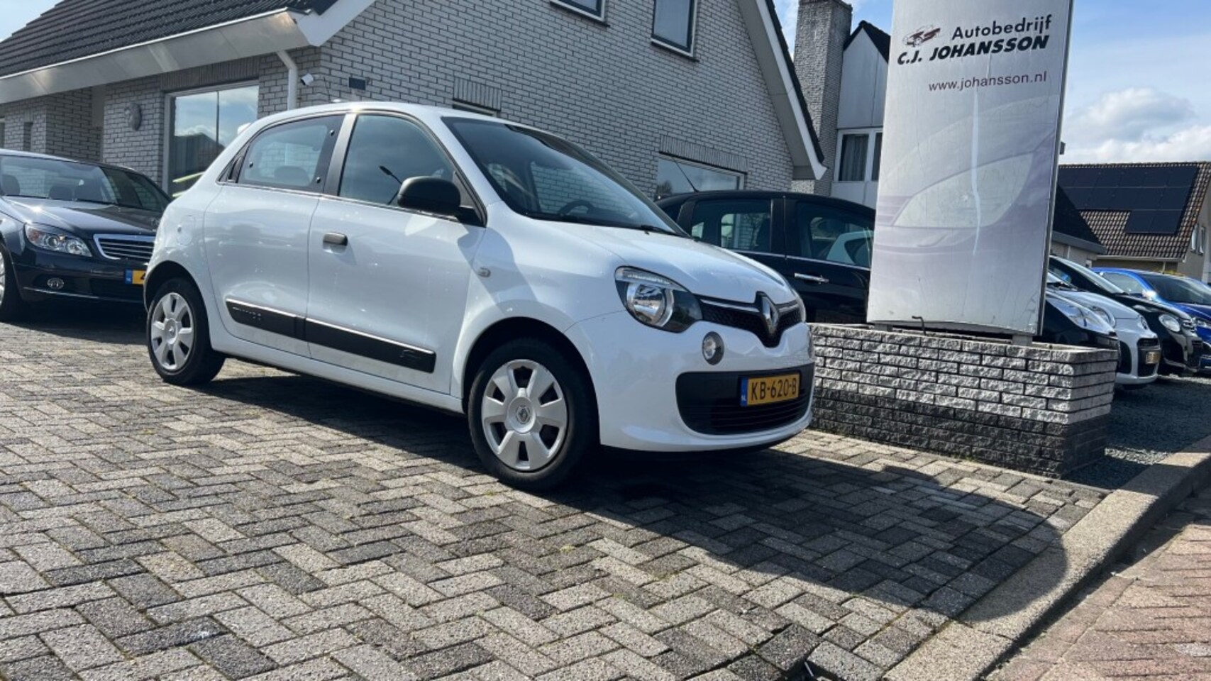 Renault Twingo - 1.0 SCe Authentique 1.0SCE Authentique - AutoWereld.nl