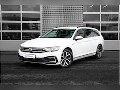 Volkswagen Passat Variant - 1.4 TSI PHEV GTE Business | Zwenkbare Trekhaak | Carplay | Stoelverwarming