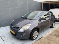 Hyundai i20 - 1.2i ActiveVersion Airco Aux Apk 1 Jaar