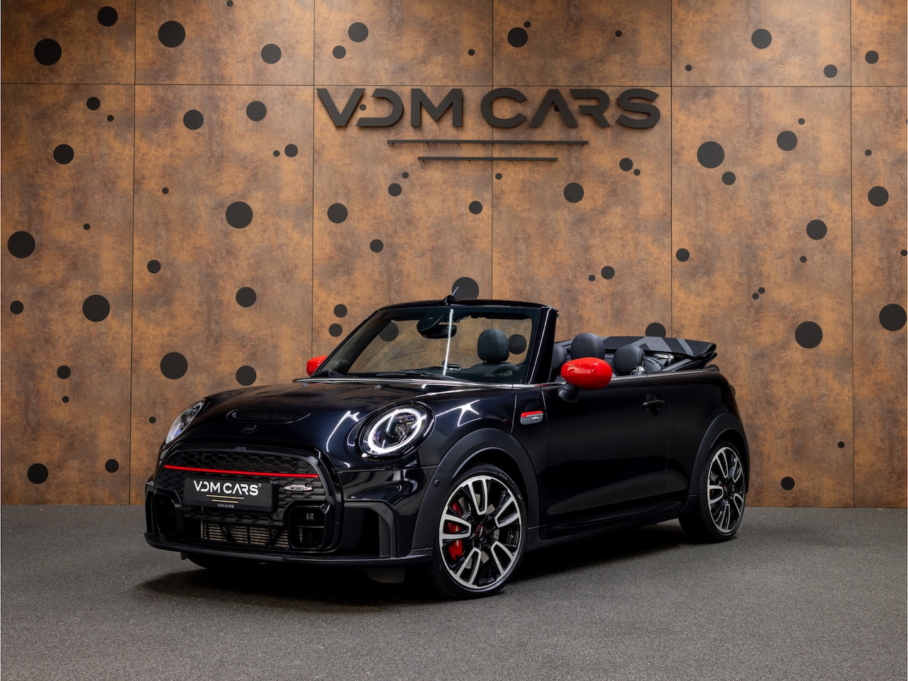 MINI Cabrio - Mini 2.0 John Cooper Works Essential I ACC I Volleder I Stuurwielverwarming I Keyless | Ha - AutoWereld.nl