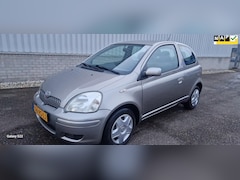 Toyota Yaris - 1.3 VVT-i S-Line, AIRCO