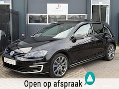 Volkswagen Golf - 1.4 TSI GTE PANO NAVI CRUISE