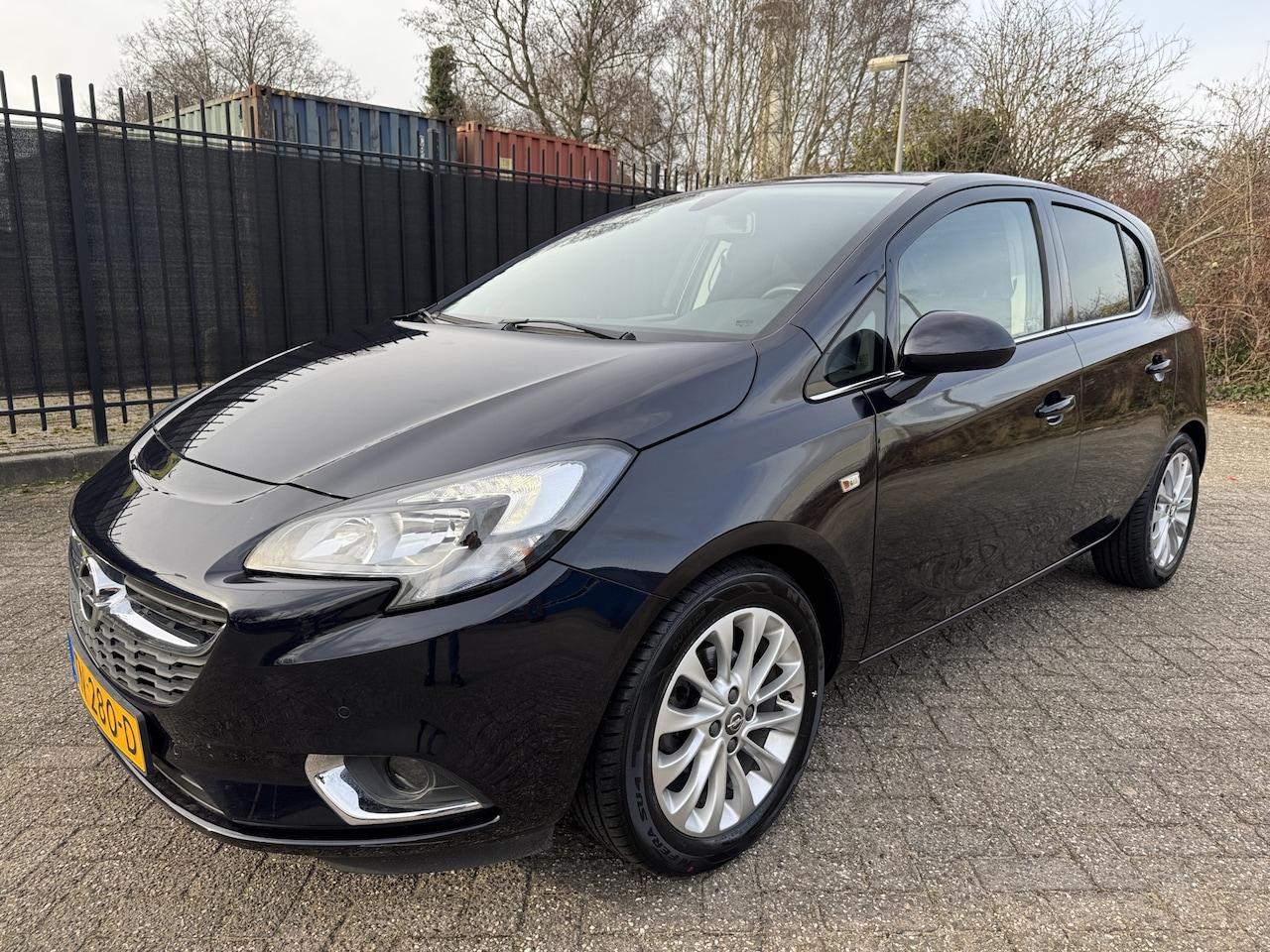 Opel Corsa - 1.4 Autom/Tiptr Online Edition Navi/Clima/Cruise/Cam/Trekh - AutoWereld.nl