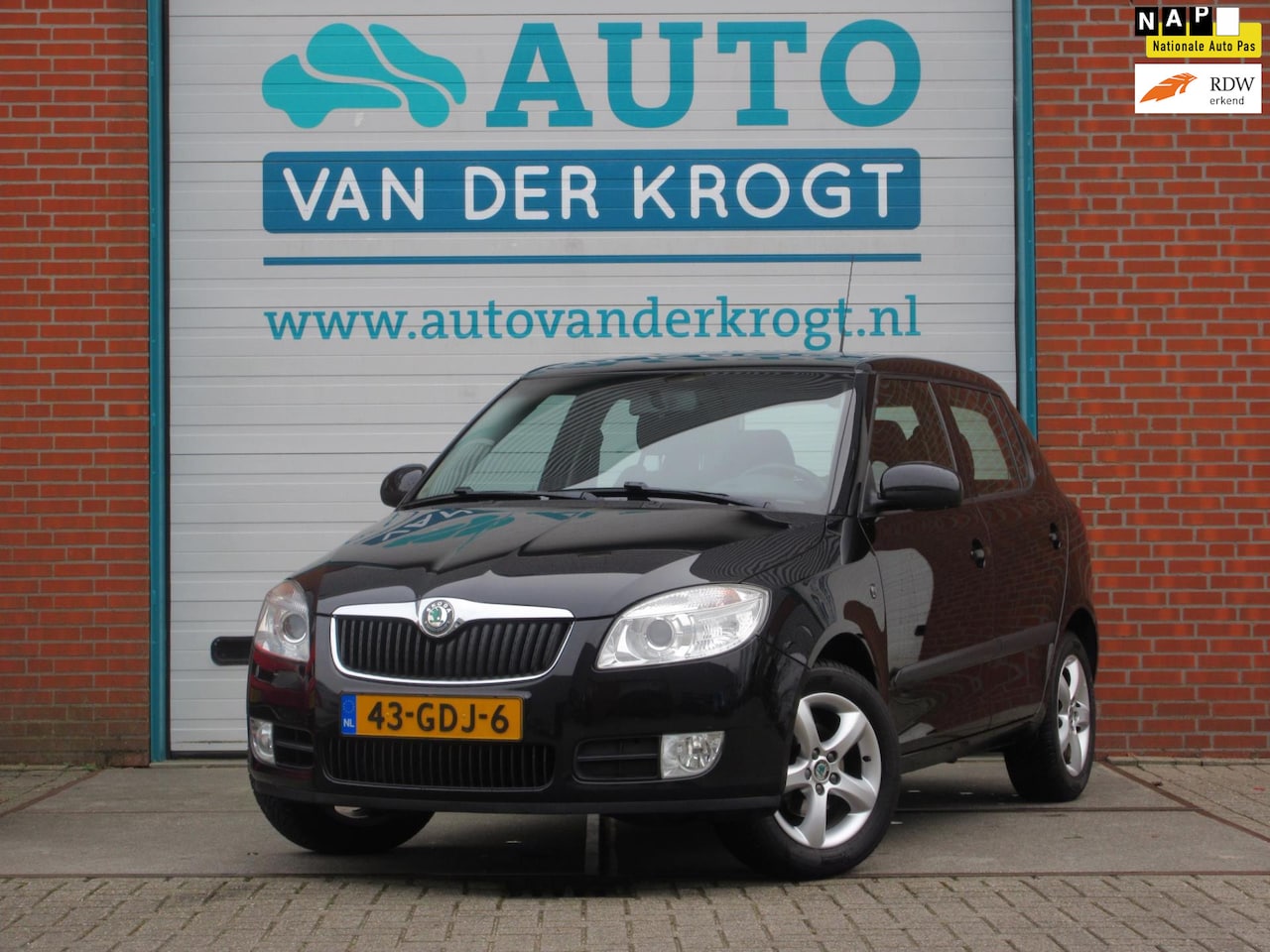 Skoda Fabia - 1.6-16V Sport 1.6-16V Sport, Automaat, NL auto, 1e Eig, APK 2-26 - AutoWereld.nl