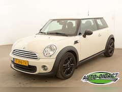 MINI One - 1.6 Holland Street Motorschade