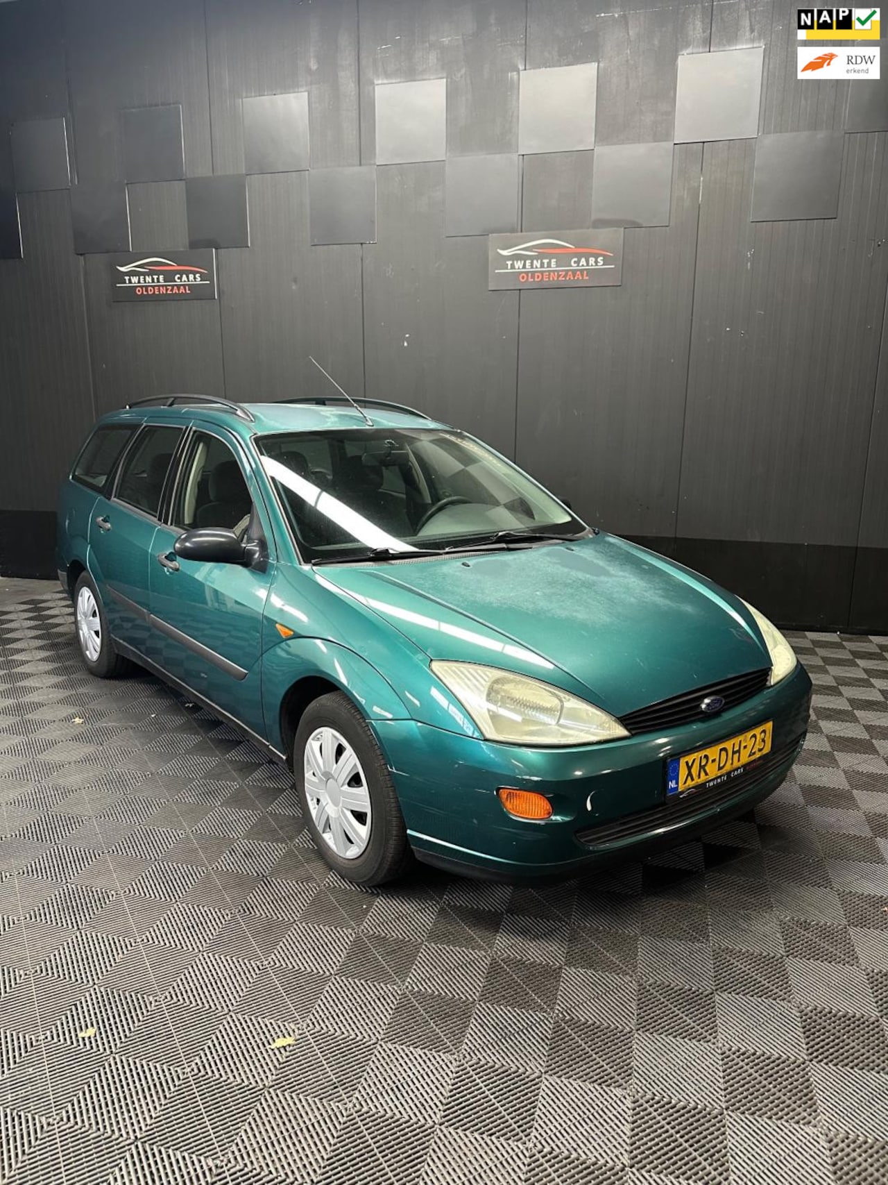 Ford Focus Wagon - 1.6-16V Ghia 1.6-16V Ghia | Nieuwe APK | - AutoWereld.nl