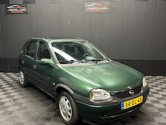 Opel Corsa - 1.2i-16V CDX | Pano | Nieuwe APK |