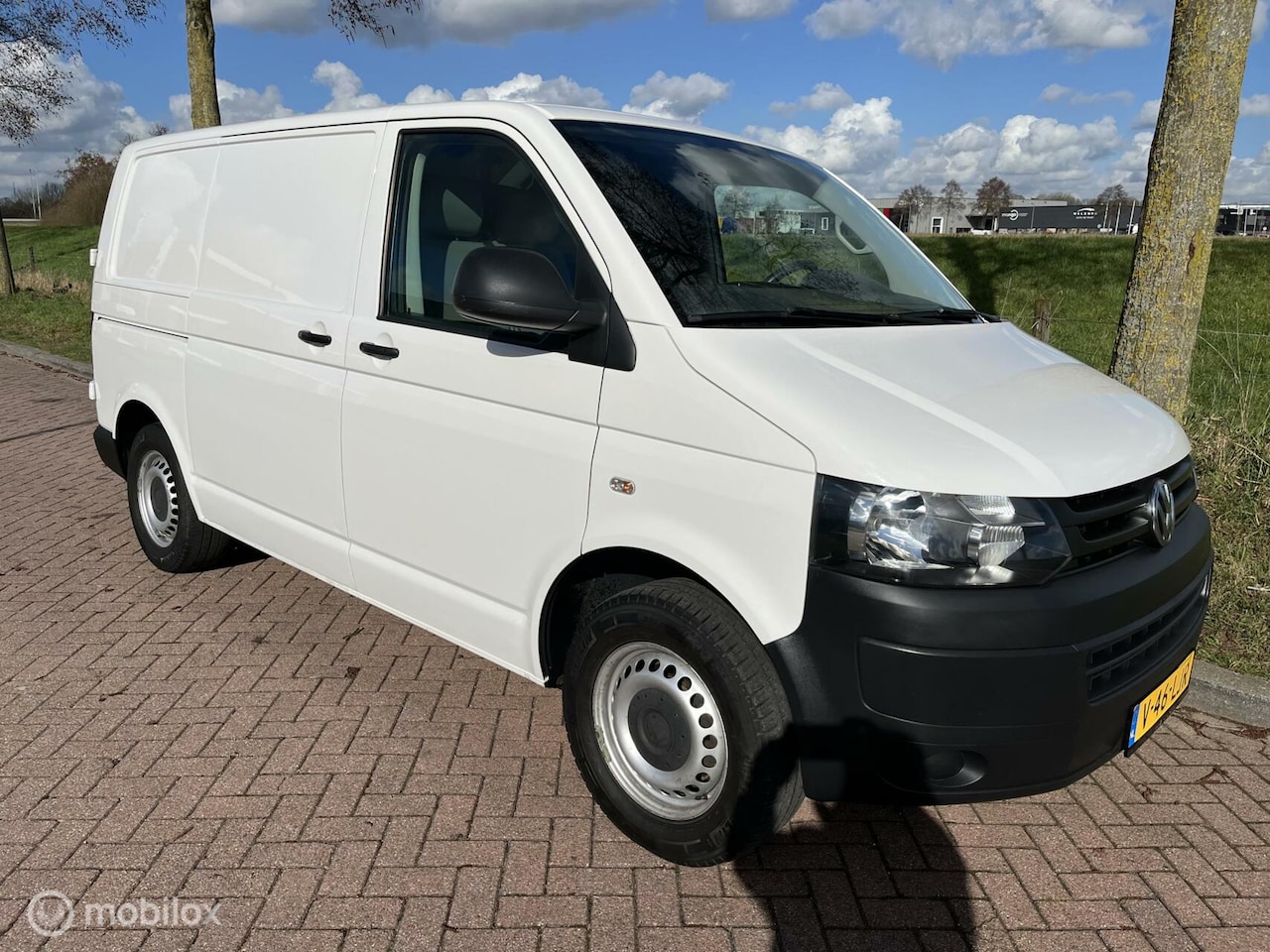 Volkswagen Transporter - 2.0 TSI benzine + Airco | Marge - AutoWereld.nl