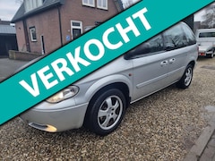 Chrysler Voyager - 3.3i V6 AUT|6PERS|NWE APK|LEDER|CAMERA ETC