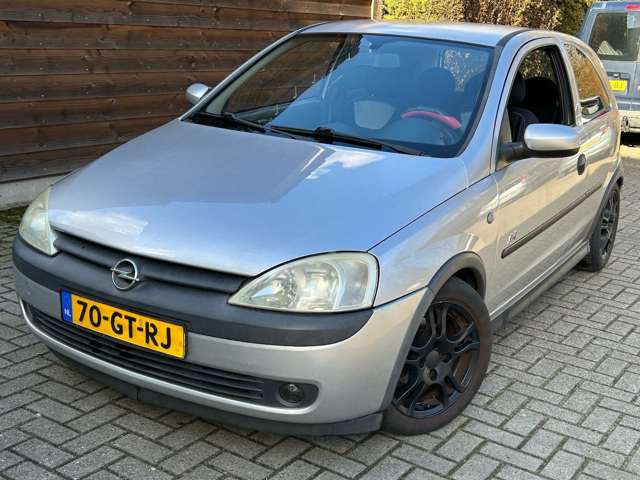 Opel Corsa - 1.2-16V Sport 1.2-16V Sport - AutoWereld.nl