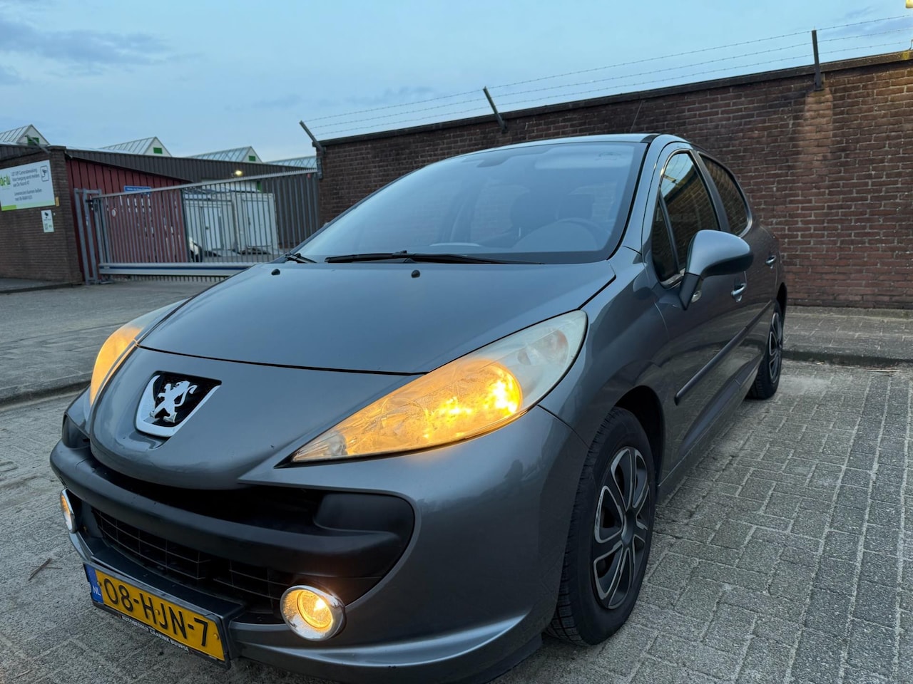 Peugeot 207 - 1.4 VTi Look Nwe Apk Airco Cruise Control - AutoWereld.nl