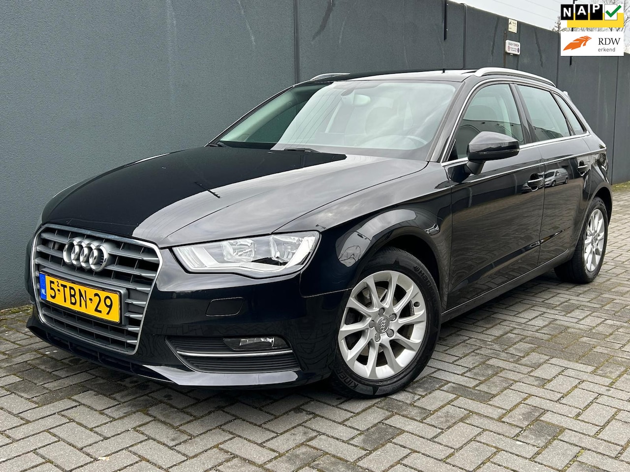 Audi A3 Sportback - 1.2 TFSI Pro Line / NAP / Dealer Onderh / 2e Eigenaar - AutoWereld.nl