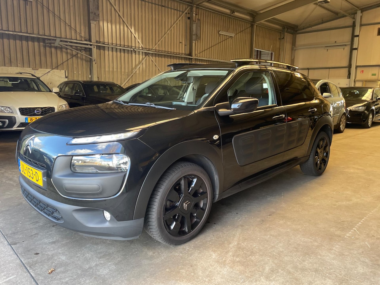 Citroën C4 Cactus - 1.2 PureTech Shine 1.2 PureTech Shine - AutoWereld.nl