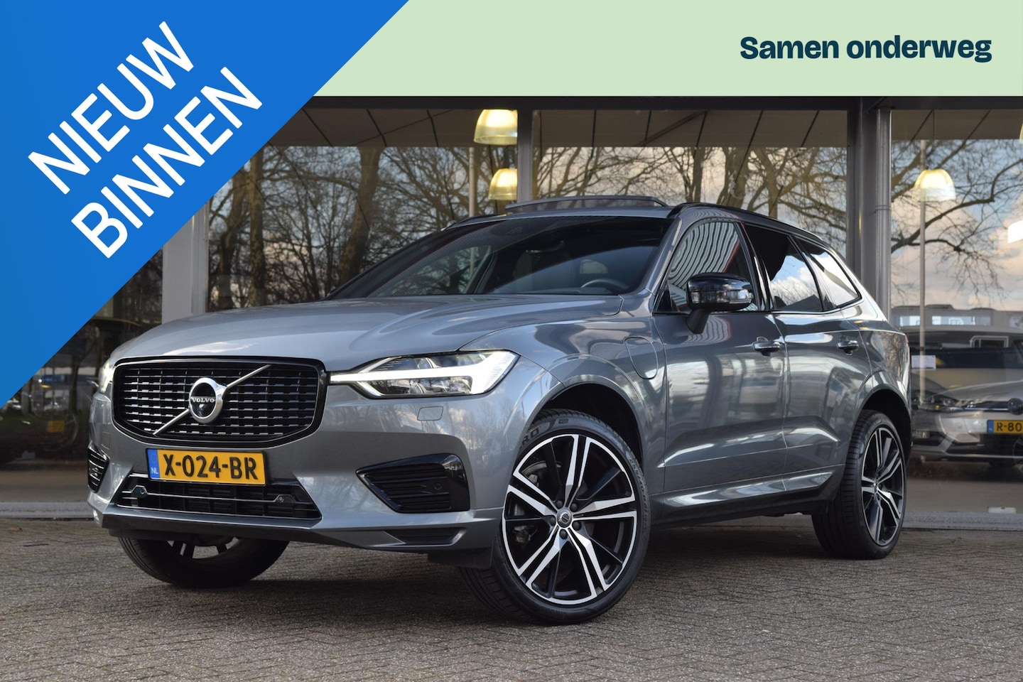 Volvo XC60 - T8 AWD Inscription R-Design met 360cam/Pano/Trekha - AutoWereld.nl