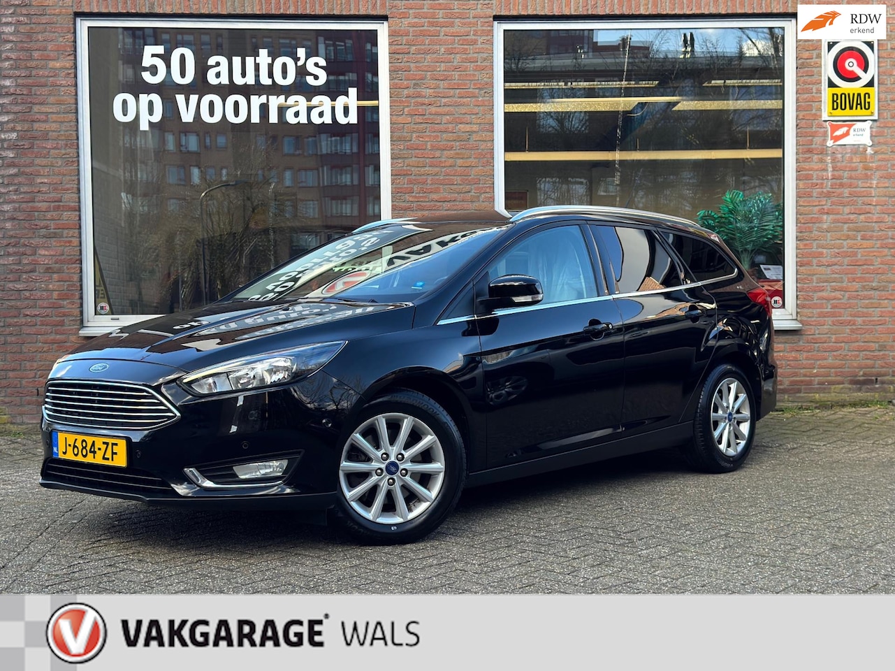 Ford Focus Wagon - 1.5 RED EDITION | NAVI | CLIMA | CRUISE | 150 PK | TREKHAAK - AutoWereld.nl