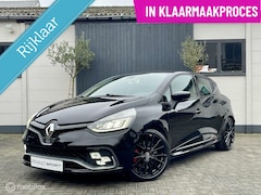 Renault Clio - 220pk Turbo R.S. Trophy|RIJKLAAR|BOSE|AKRA|LEER