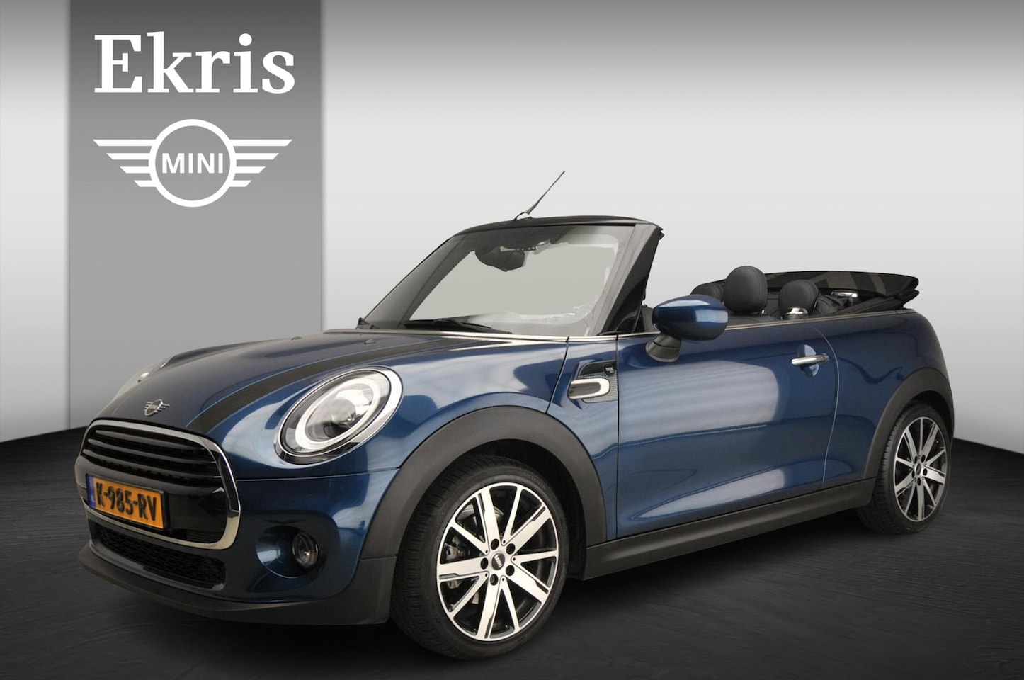 MINI Cabrio - Cooper Sidewalk / Leder / Sportstoelen / Climate / Cruise / Stoelverwarming LED / Alu wiel - AutoWereld.nl