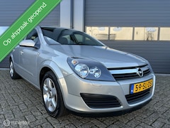 Opel Astra - 1.6 Edition Uitvoering / 5Drs / Airco / Cruise