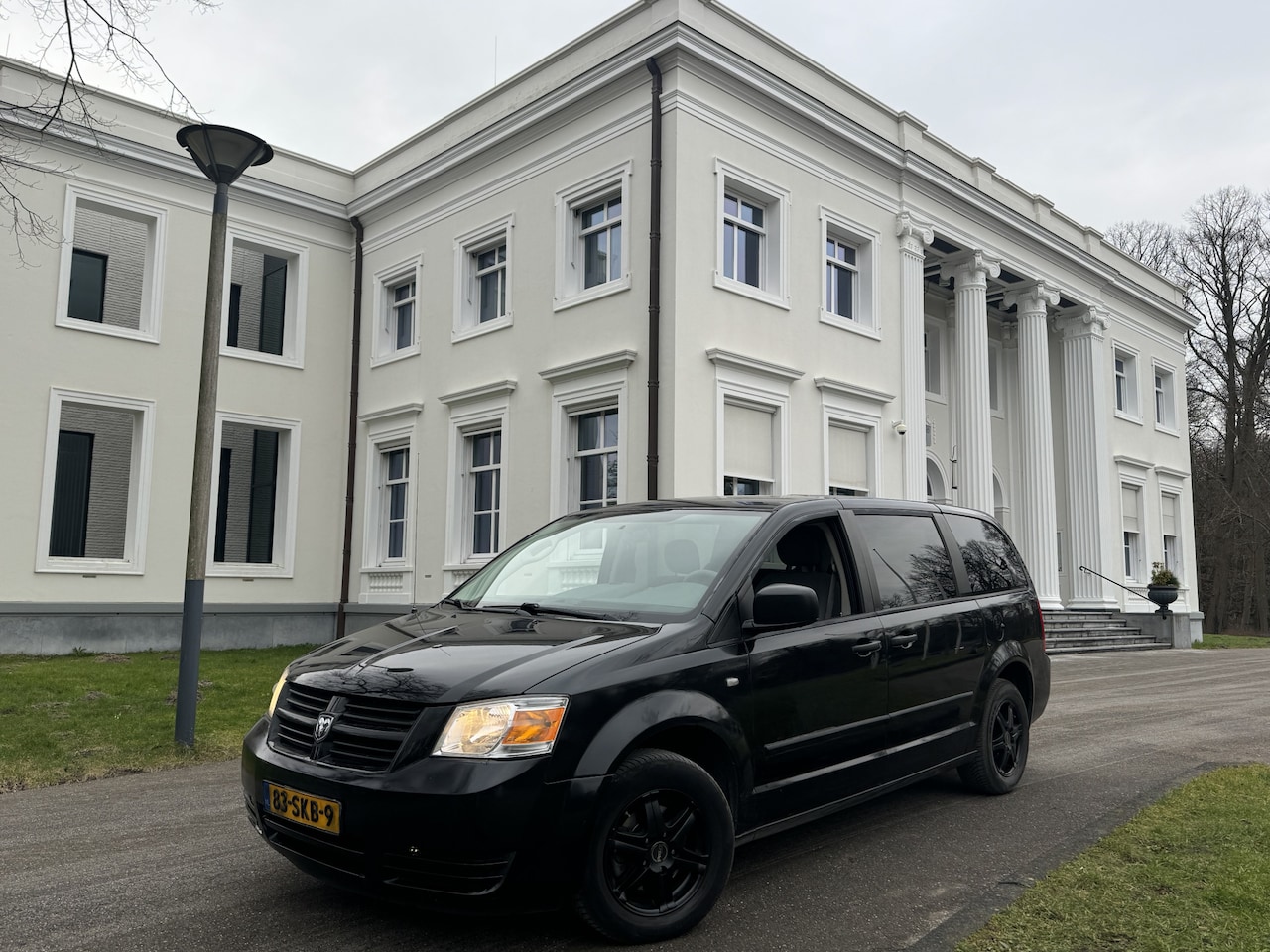 Chrysler Grand Voyager - 3.3 V6 AUT, 7 PERS, NIEUW MODEL, YOUNGTIMER - AutoWereld.nl