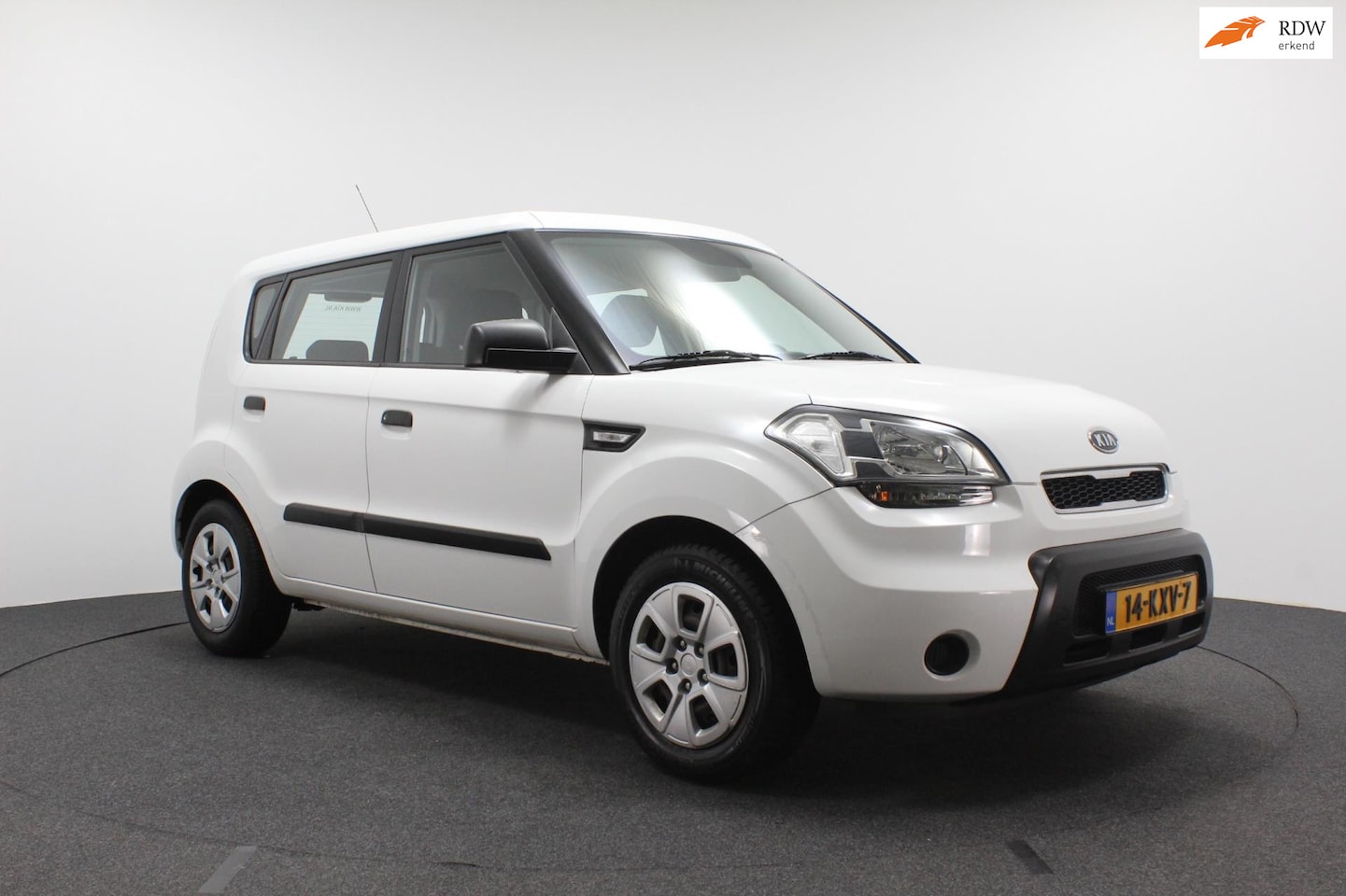 Kia Soul - 1.6 X-pect Cool | Airco | Trekhaak | Goed onderhouden | Hoge instap - AutoWereld.nl