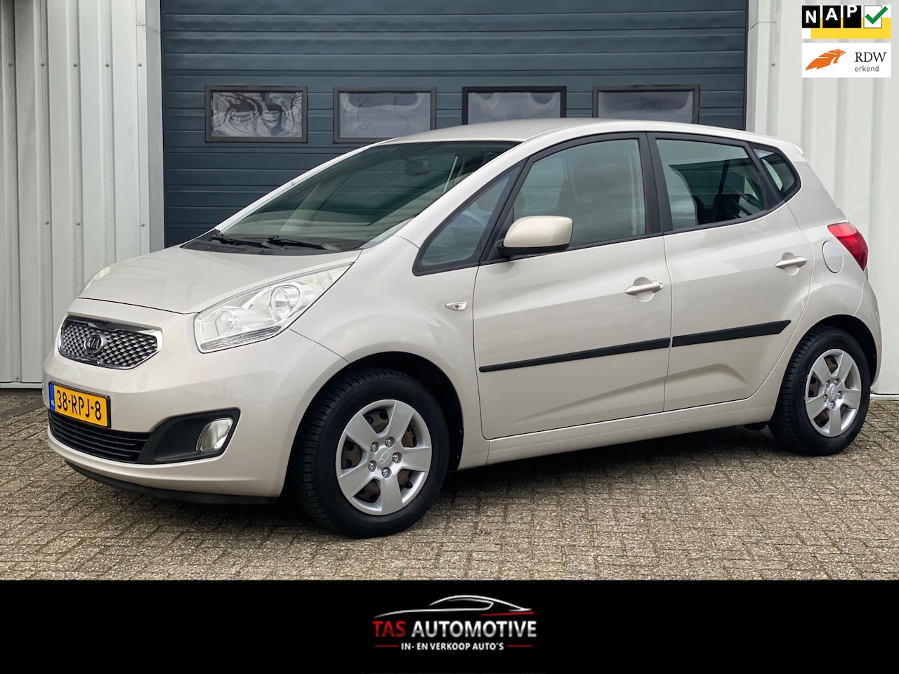 Kia Venga - 1.4 CVVT Seven 2e EIG NAVI / CRUISE / AIRCO / NAP - AutoWereld.nl