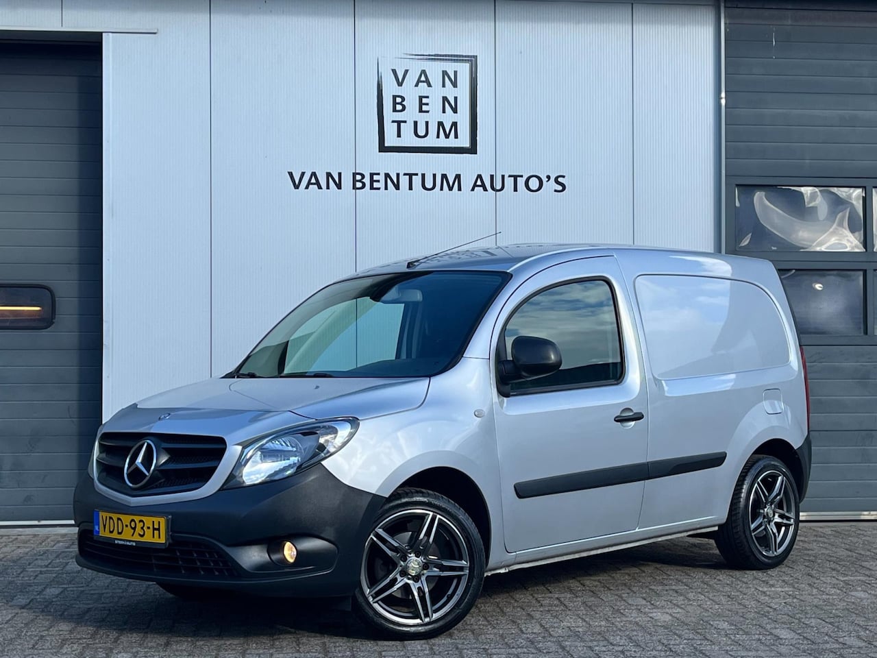 Mercedes-Benz Citan - 109 CDI BlueEFFICIENCY Airco Cruise Camera EURO 6 - AutoWereld.nl