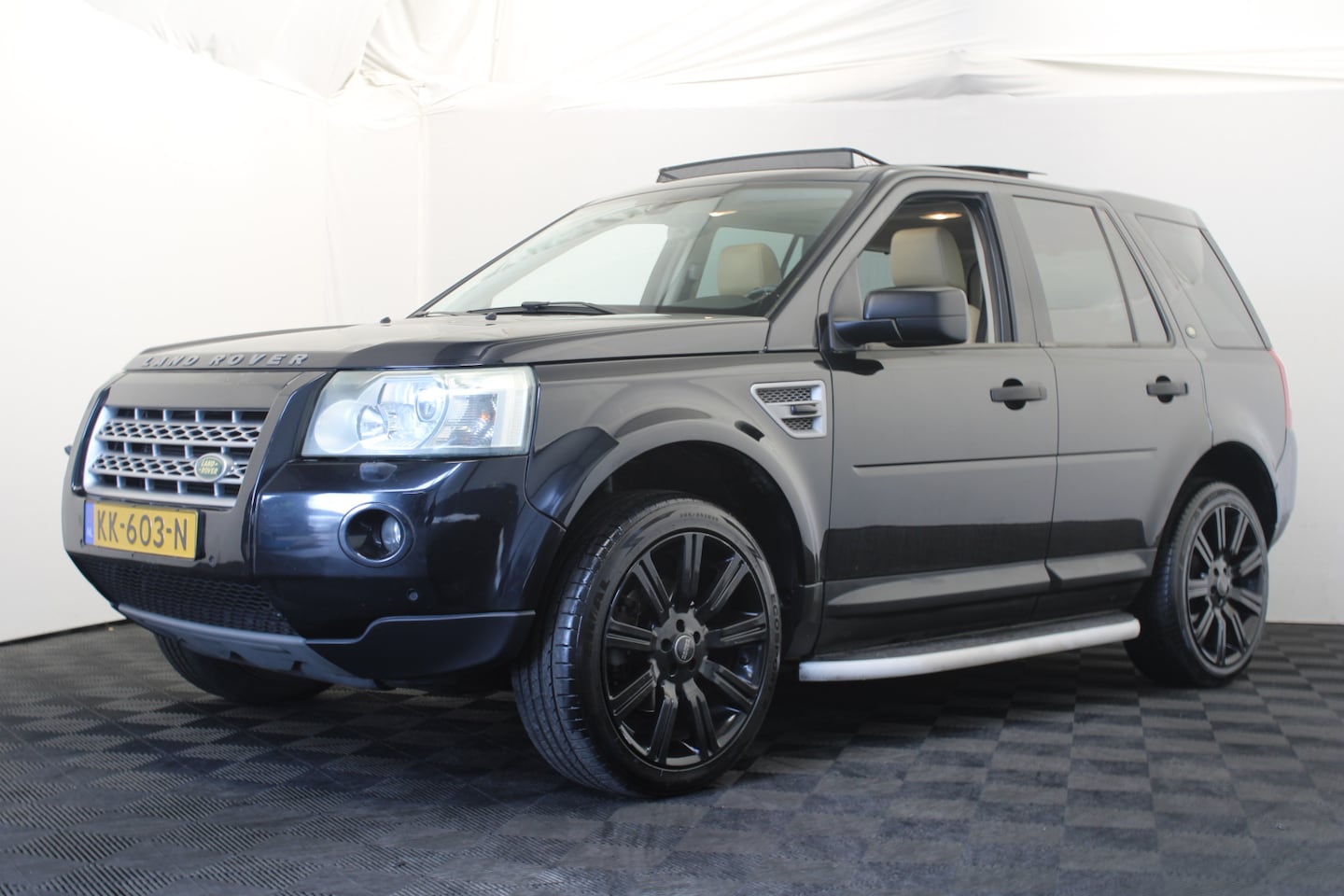 Land Rover Freelander - 3.2 i6 SE |Pano|Leder|Trekhaak| - AutoWereld.nl