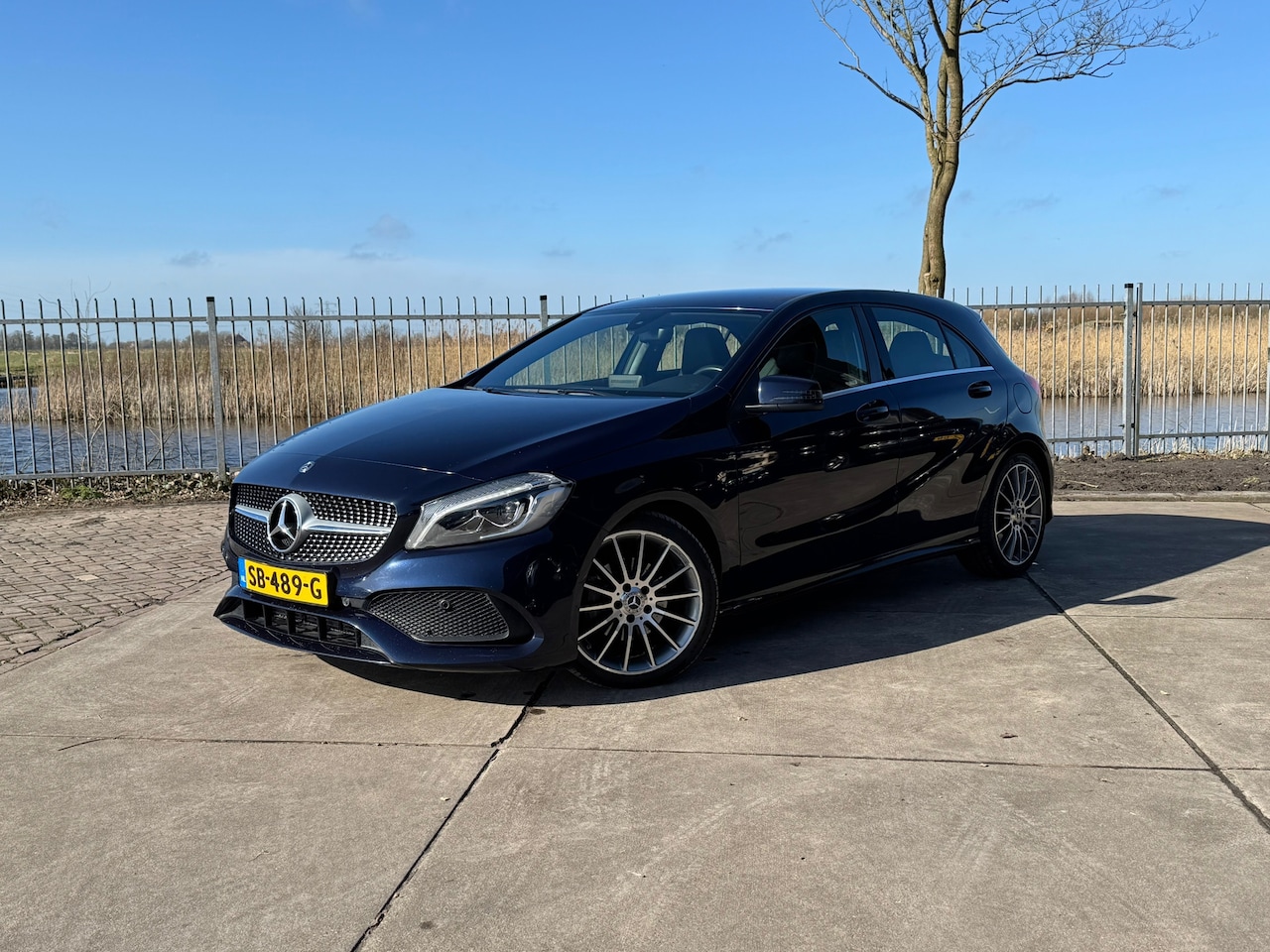 Mercedes-Benz A-klasse - 180 Sport Edition | AMG | Autm | 1/2 Leer | Navi | - AutoWereld.nl