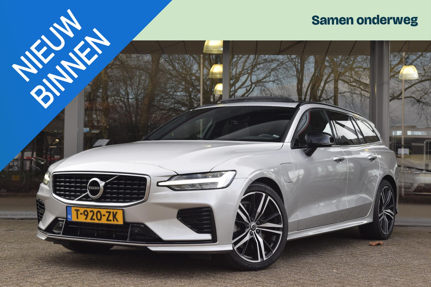 Volvo V60 - T8 390PK AWD R-Design Inscription met Pano/Carplay - AutoWereld.nl