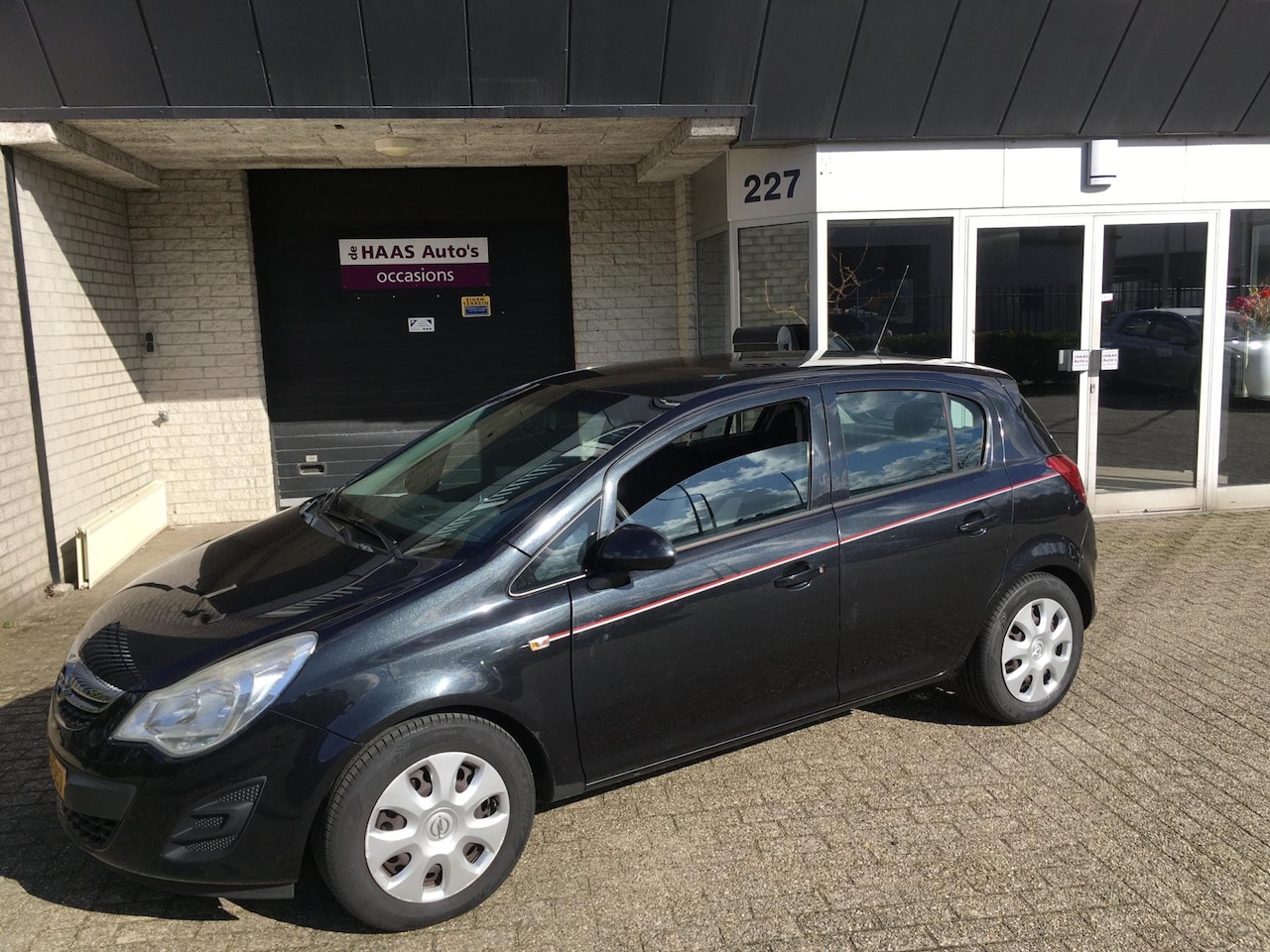 Opel Corsa - 1.2-16V Edition / 5 DEURS / AIRCO / APK JULI 2025 !!! / KLEIN / ZUINIG - AutoWereld.nl