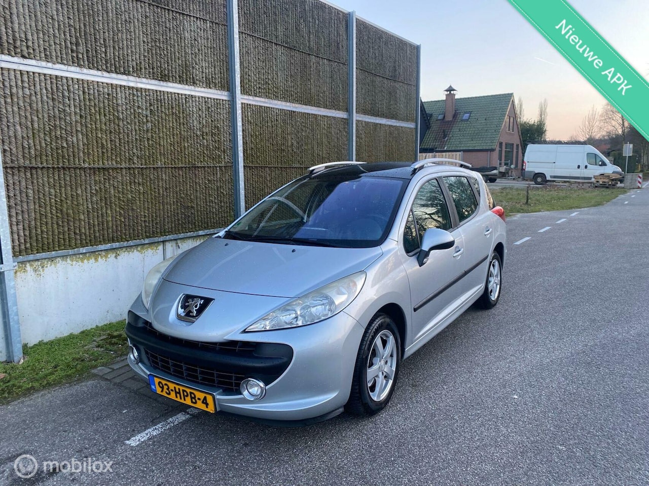 Peugeot 207 SW - 1.6 VTi XS CLIMA/CRUISE/TREKHAAK/NAP - AutoWereld.nl