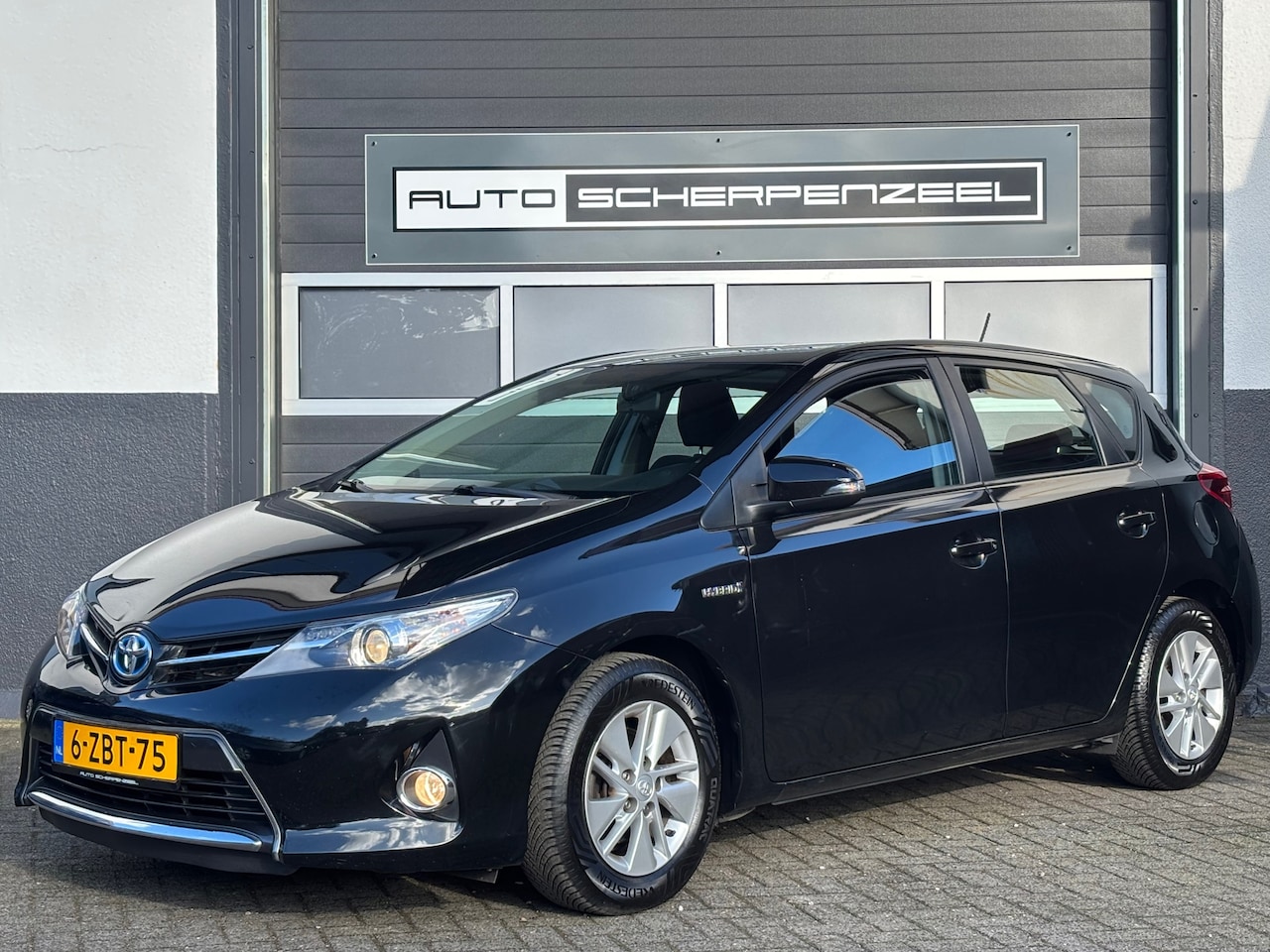 Toyota Auris - 1.8 Hybrid Aspiration | AIRCO | CAMERA | NAVI | CLIMA | - AutoWereld.nl