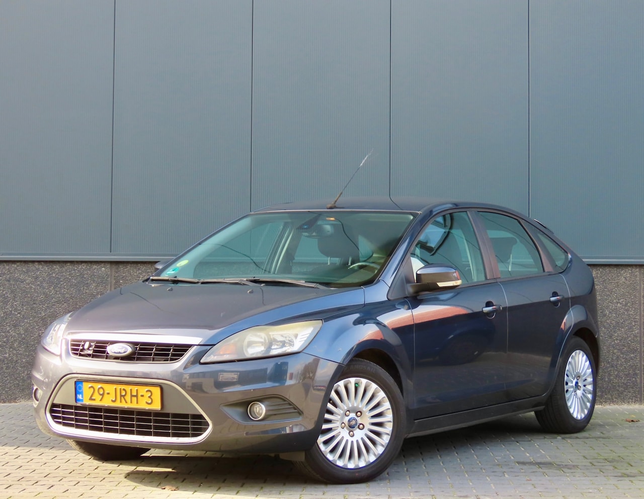 Ford Focus - 1.8 Titanium Flexi Fuel 5-deurs Export - AutoWereld.nl