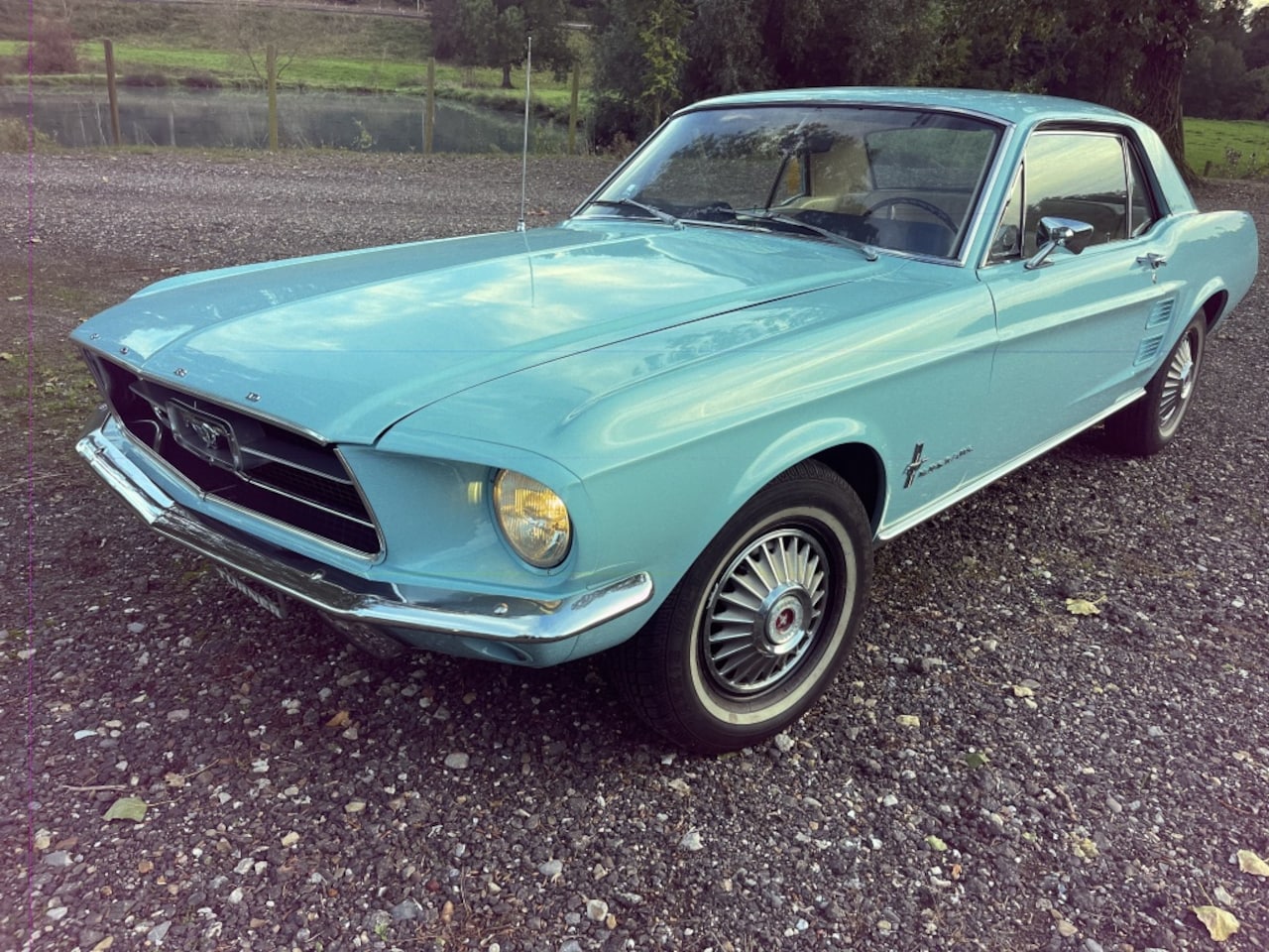 Ford Mustang - 4.7 V8 * ZEER MOOI * - AutoWereld.nl