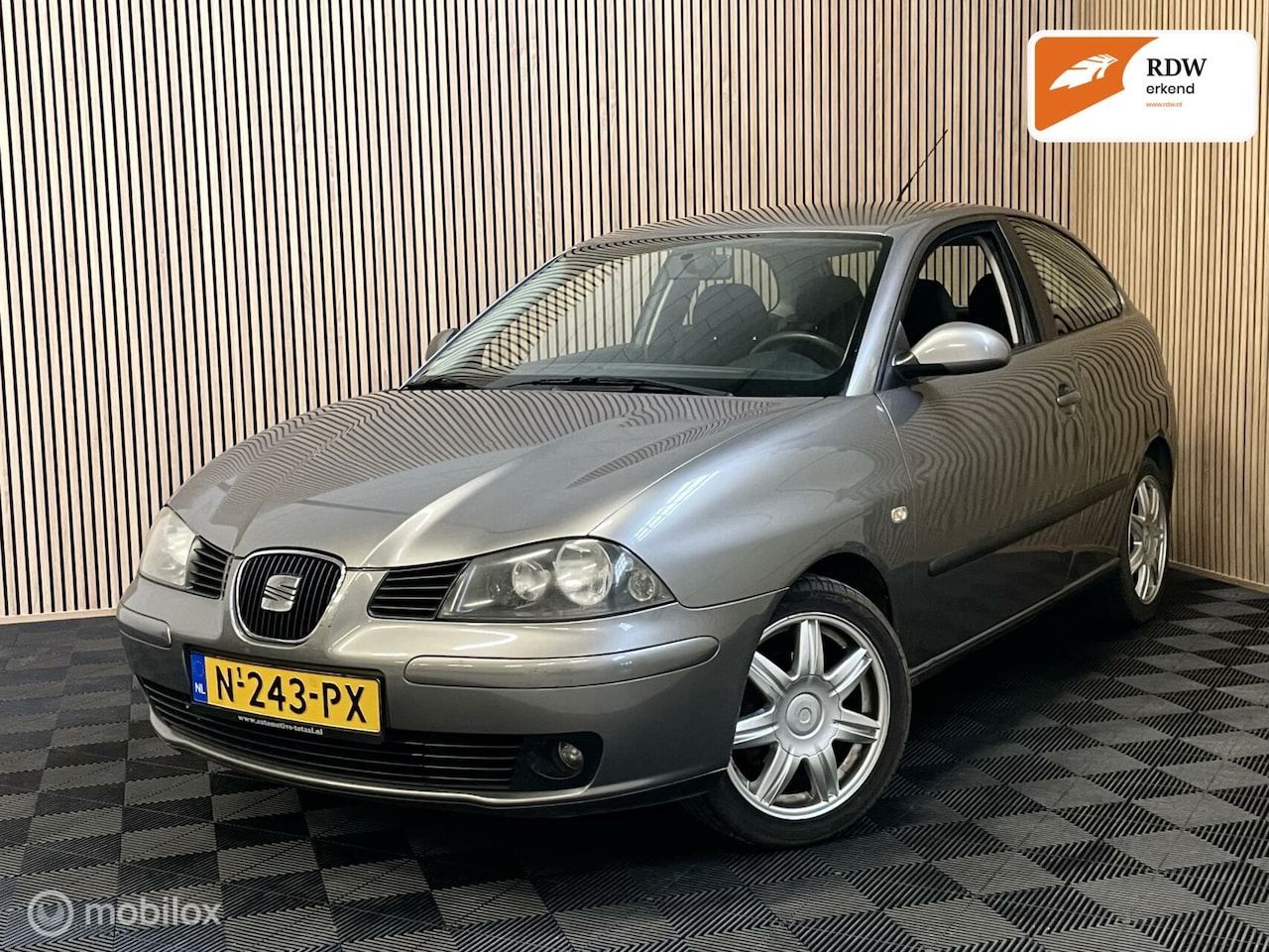 Seat Ibiza - 1.4 Reference APK10/12/25 BLUETOOTH CLIMA LMV SBK - AutoWereld.nl