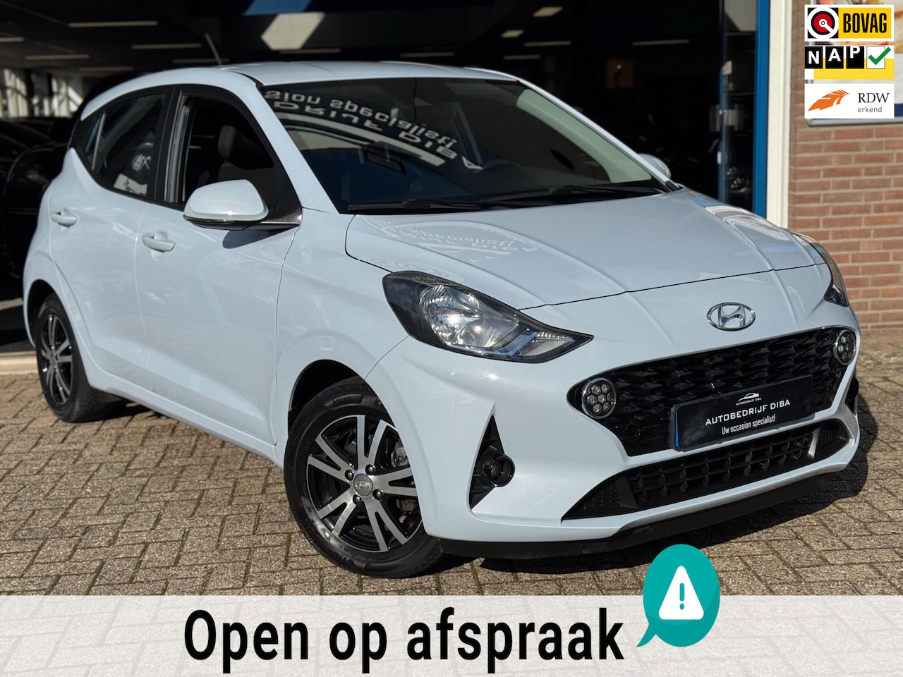 Hyundai i10 - 1.0 Comfort 2020 NAVI AIRCO CAMERA NAP 1e Eig! - AutoWereld.nl