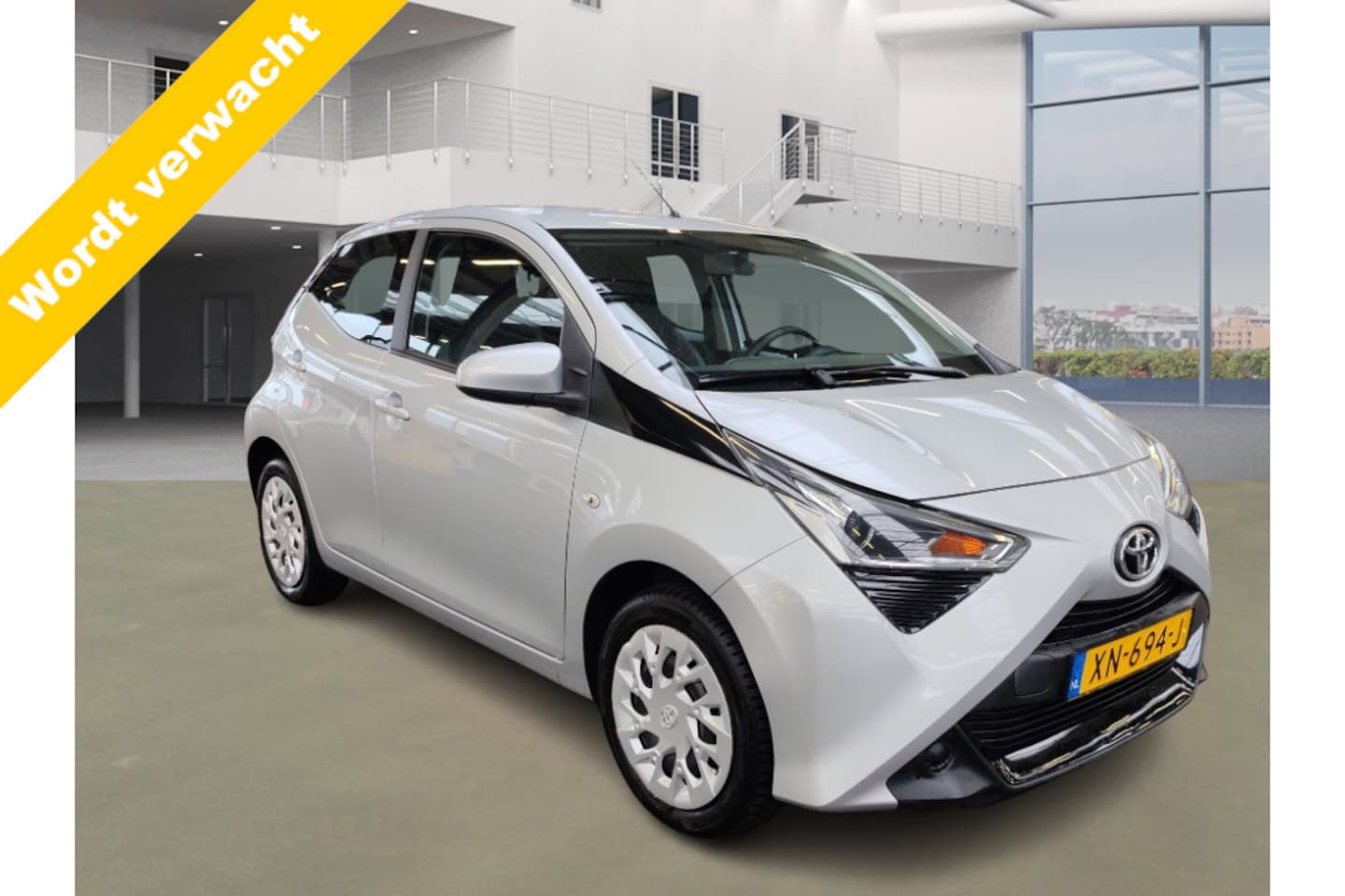 Toyota Aygo - 1.0 VVT-i x-play 1.0 VVT-i x-play, Camera! Apk 11-2025! Verwacht!! - AutoWereld.nl