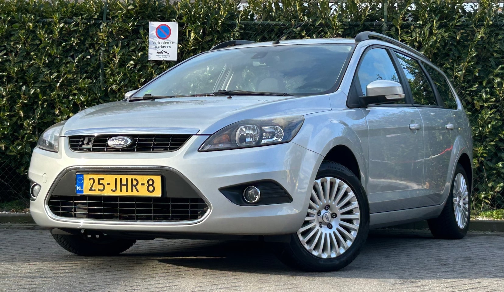 Ford Focus Wagon - 1.8 Titanium Flexi Fuel|NAP|NWEAPK|Cruise|Navi|AllSeasonBanden - AutoWereld.nl