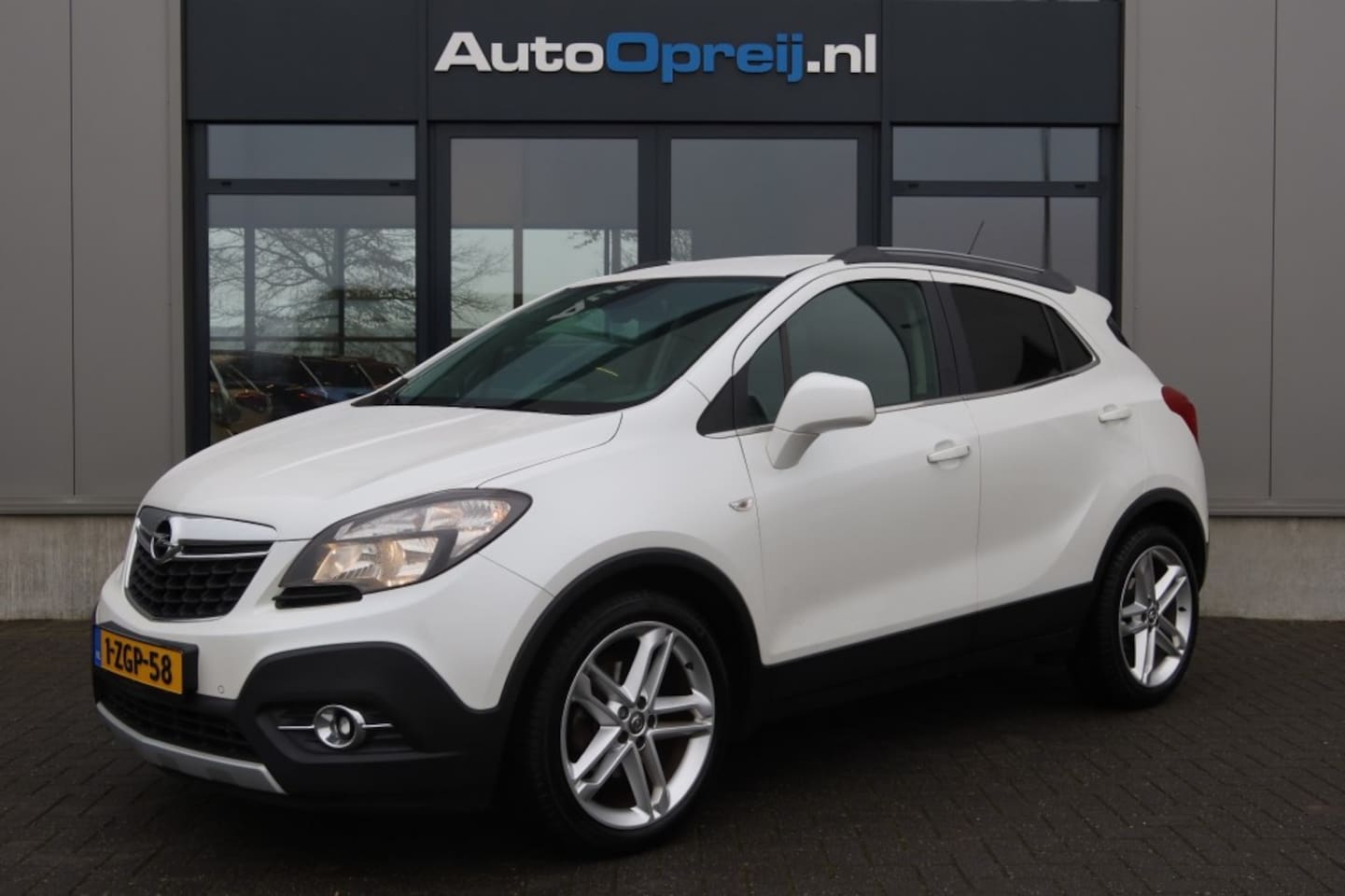 Opel Mokka - 1.4 TURBO Cosmo 140pk Camera, NAVI, Trekhaak - AutoWereld.nl