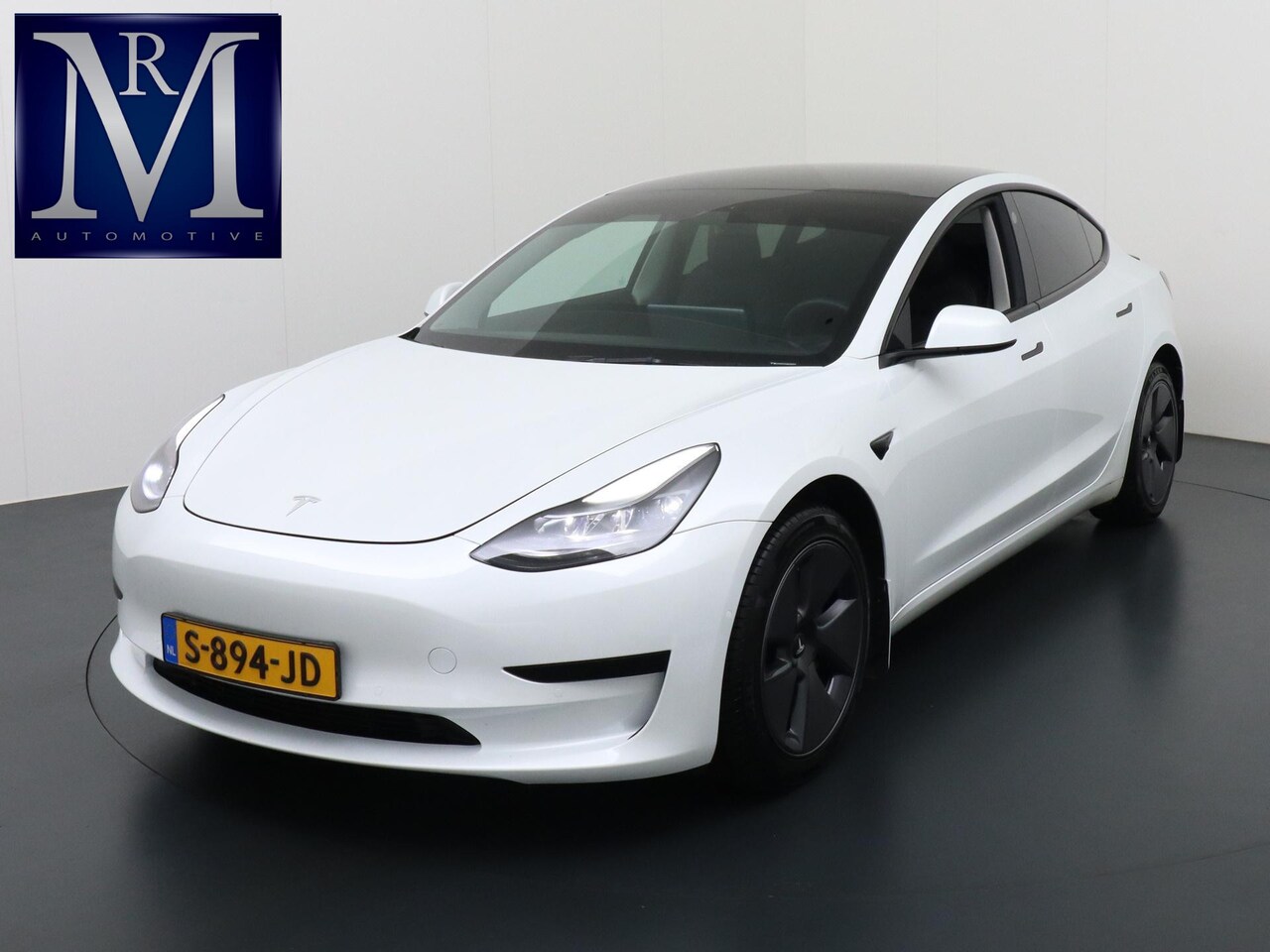 Tesla Model 3 - Standard RWD Plus 60 kWh | ELEK. KOFFER | LEDER | AUTOPILOT - AutoWereld.nl