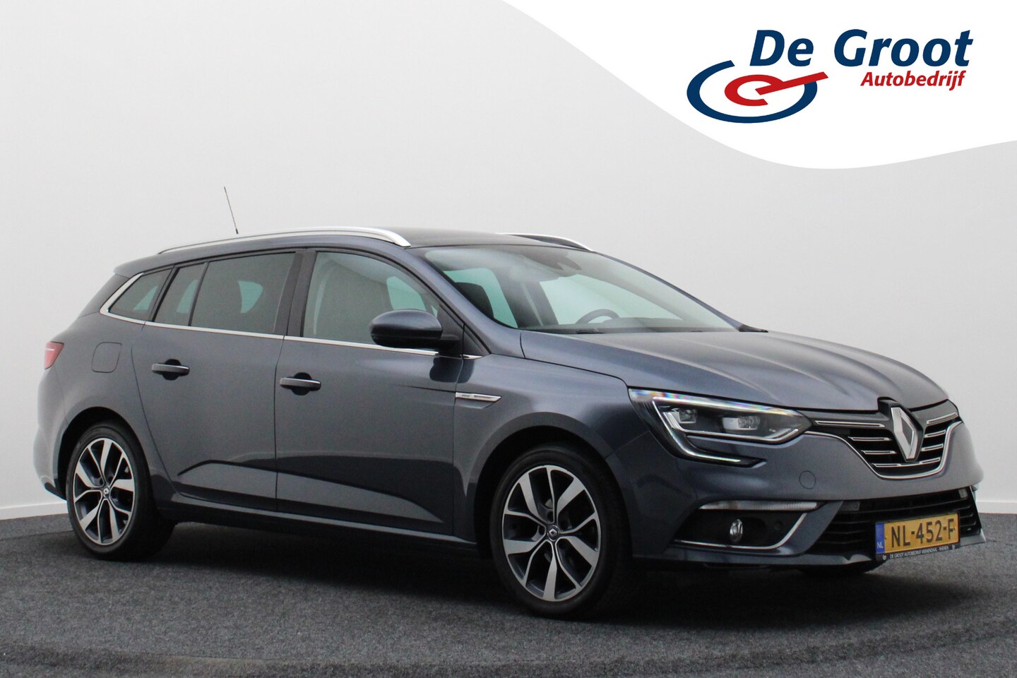 Renault Mégane Estate - 1.2 TCe Bose Navigatie, Adapt. Panoramadak, Trekhaak, Head-up, 17” - AutoWereld.nl