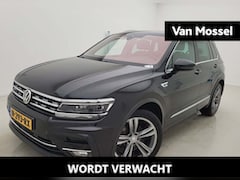 Volkswagen Tiguan - 1.5 TSI ACT Highline Business R 150 PK | R-Line | Panoramadak | Automaat | Navigatie | Sto