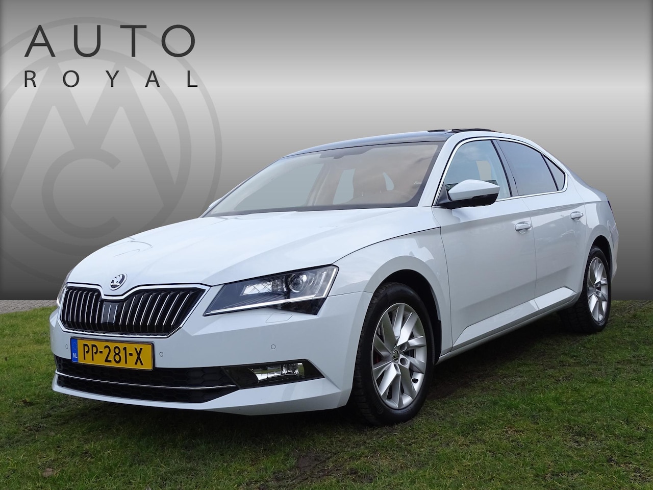 Skoda Superb - 1.4 TSI ACT Ambition Business -Automaat, Panoramadak, Stoelverwarming, Led koplampen, Navi - AutoWereld.nl