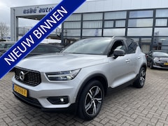 Volvo XC40 - 2.0 T4 AWD Automaat R-Design Navigatie Trekhaak 2000 kg Panoramadak ACC Leder Elek stoelen