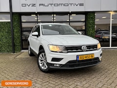 Volkswagen Tiguan - 1.5 TSI Comfortline Business | Carplay | Trekhaak | ACC