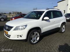 Volkswagen Tiguan - 1.4 TSI Sport&Style Navigatie, Climate,