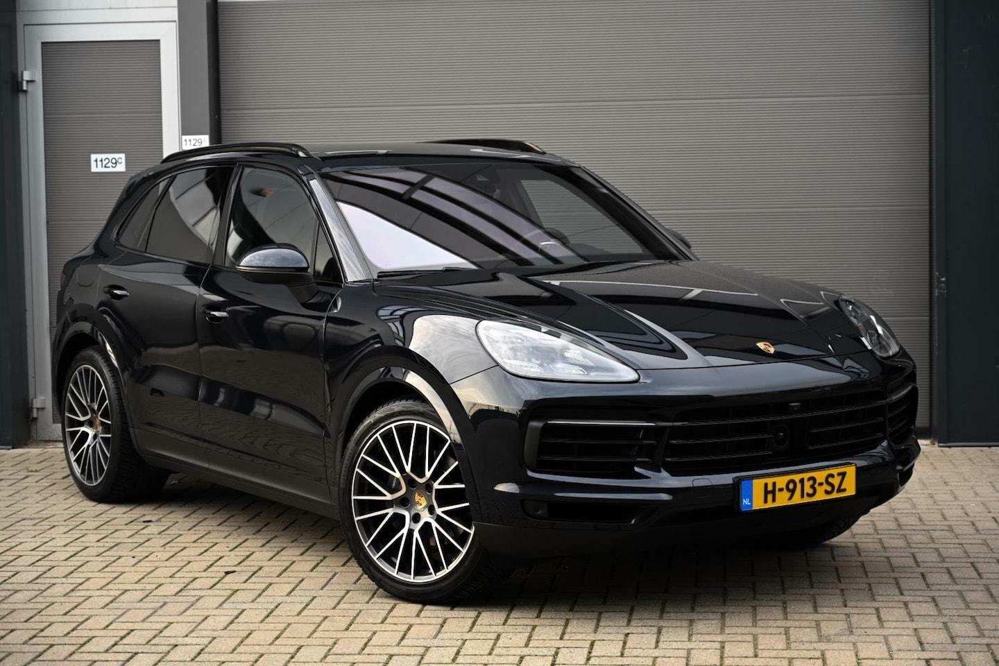 Porsche Cayenne - 3.0 | PASM, PANO, PLDS+, ADAPTIVE CRUISE, TREKHAAK, MOONLIGHT BLUE - AutoWereld.nl