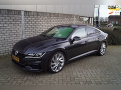 Volkswagen Arteon - 2.0 TSI R Line Autom Panodak Leder Stoel/A Bank Verw Navi Camera Head-Up Clima Adaptieve C