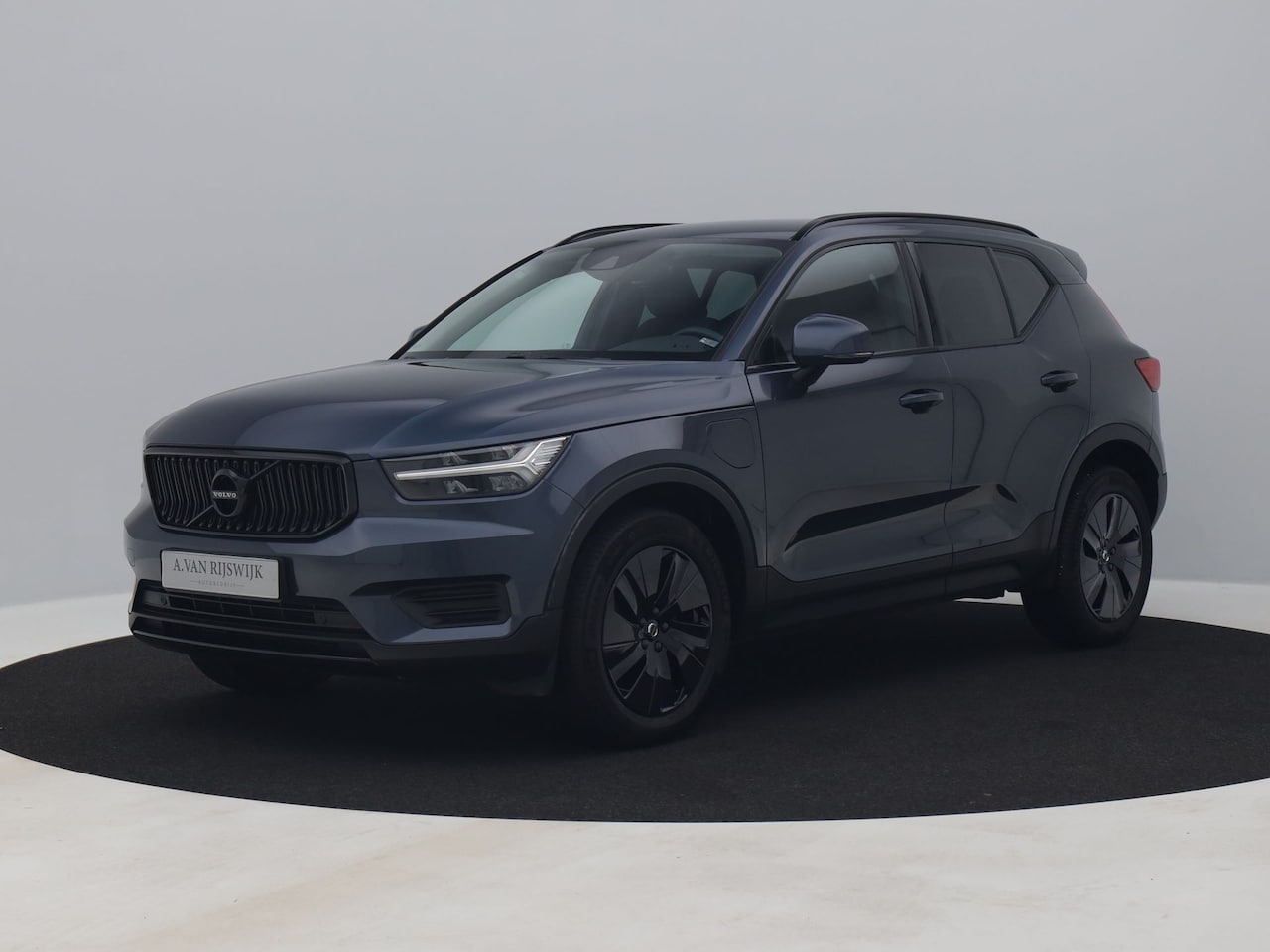 Volvo XC40 - 1.5 T4 Recharge Inscription Expression | CAMERA | ADAPTIVE | KEYLESS black packet - AutoWereld.nl