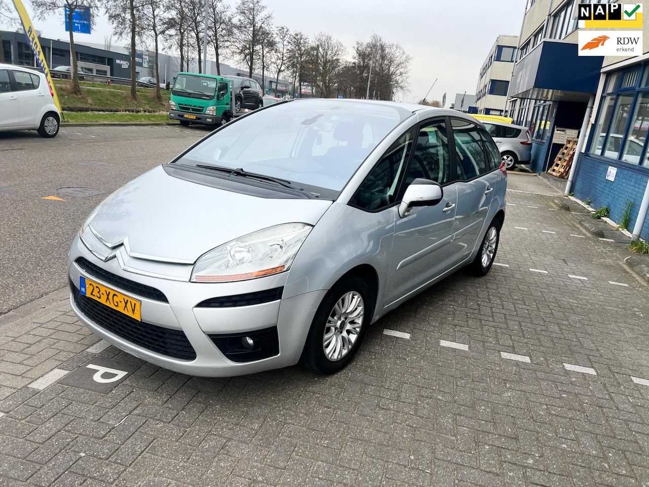 Citroën C4 Picasso - 1.8-16V Ambiance 5p. 1.8-16V Ambiance 5p. - AutoWereld.nl